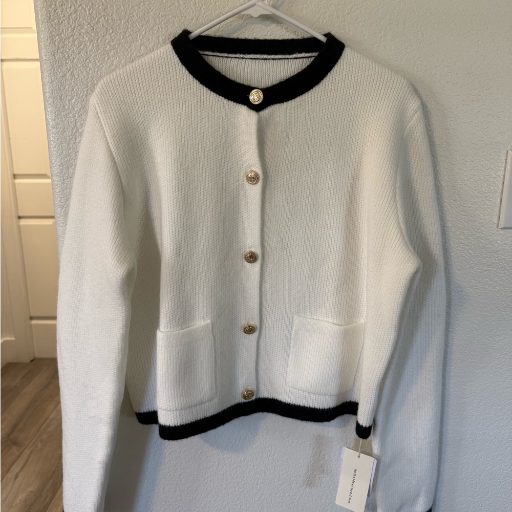 BNWT Commense White Cardigan with Black Trim